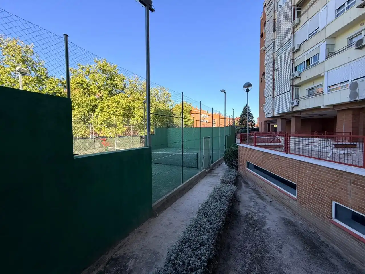 Pis amb piscina en venda a Calle de Puentelarra, imagen 22