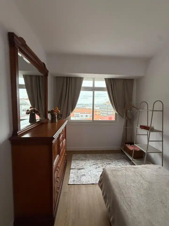 Zimmer in Rúa José María Hernansáez, Los Castros - Castrillón