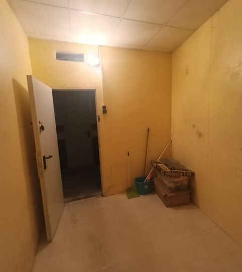 Foto 2 de Trastero en venta en Calle Diecinueve de Abril, Arenal - La Pólvora, Dos Hermanas