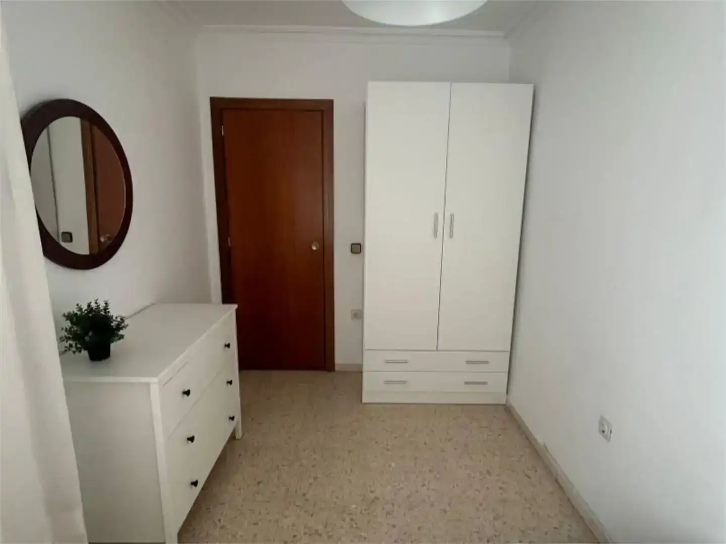Schlafzimmer von Wohnung zur untervermieten in Nervión