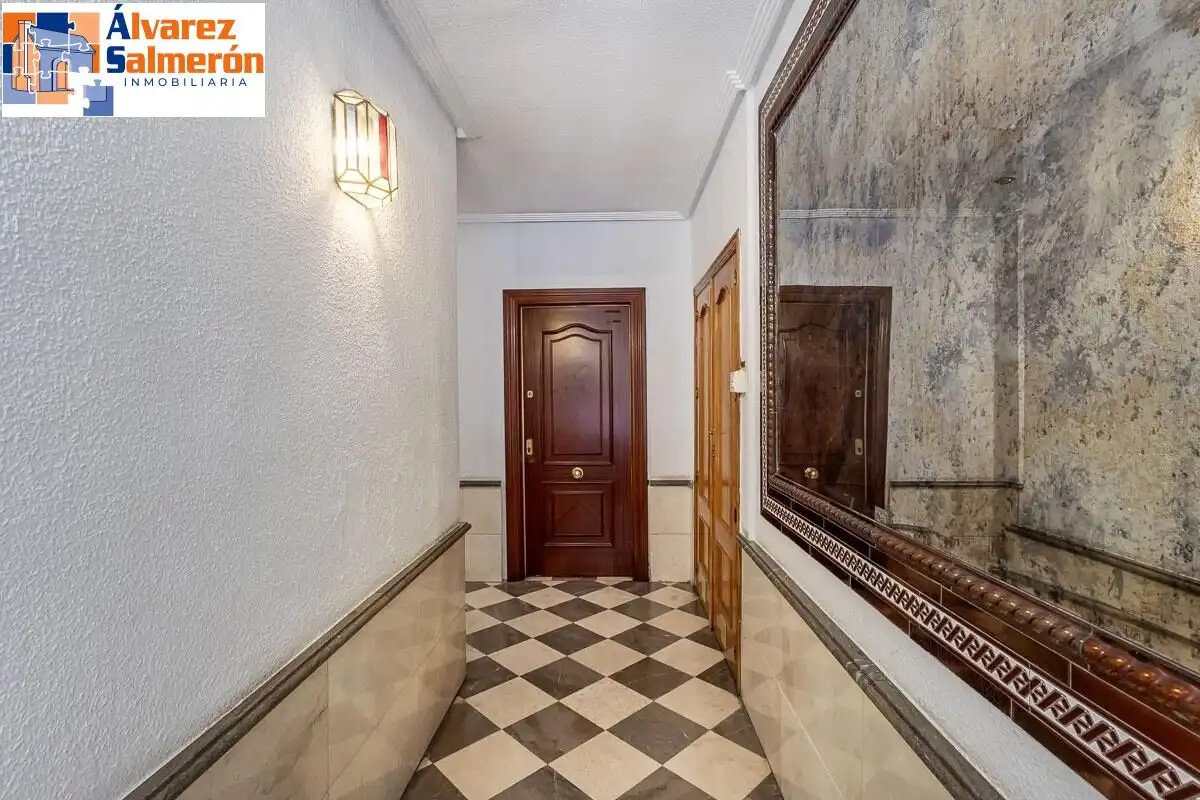 Ático en venta en Granada con Terraza