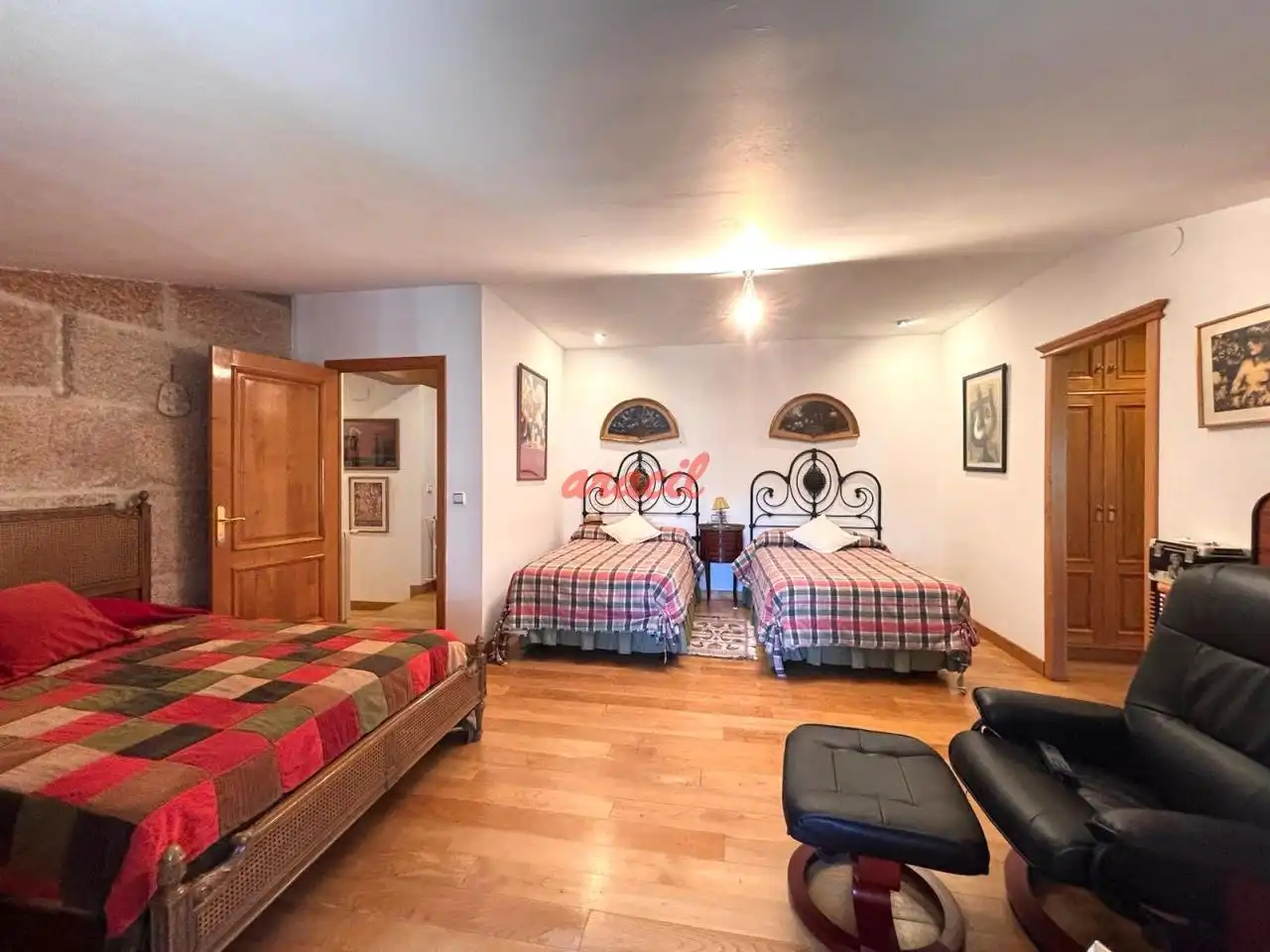 Dormitori de Finca rústica en venda en Vilamarín amb Calefacció, Jardí privat i Terrassa