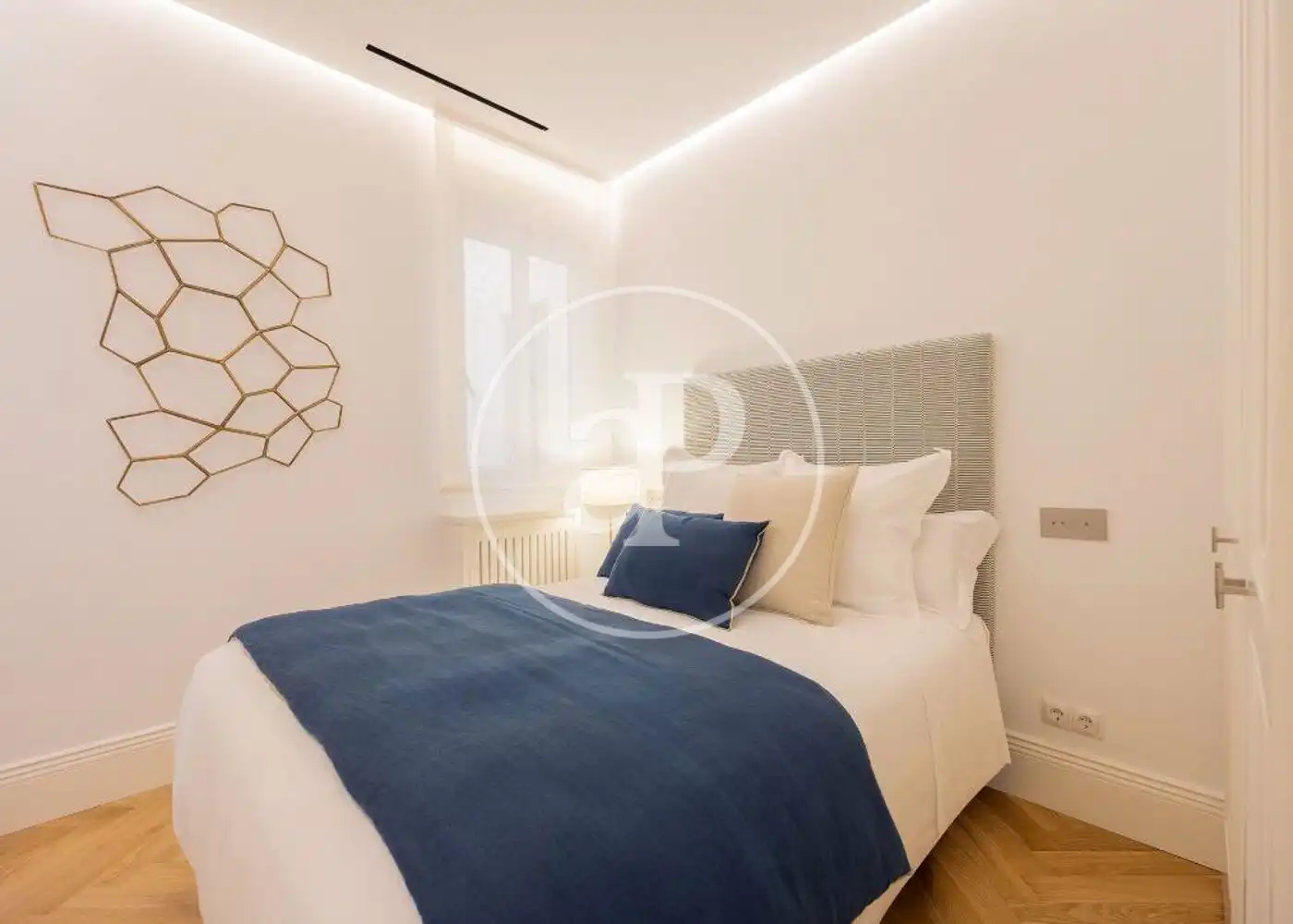 Bedroom of Flat for sale in Madrid  with Air Conditioner, Heating and Storage room