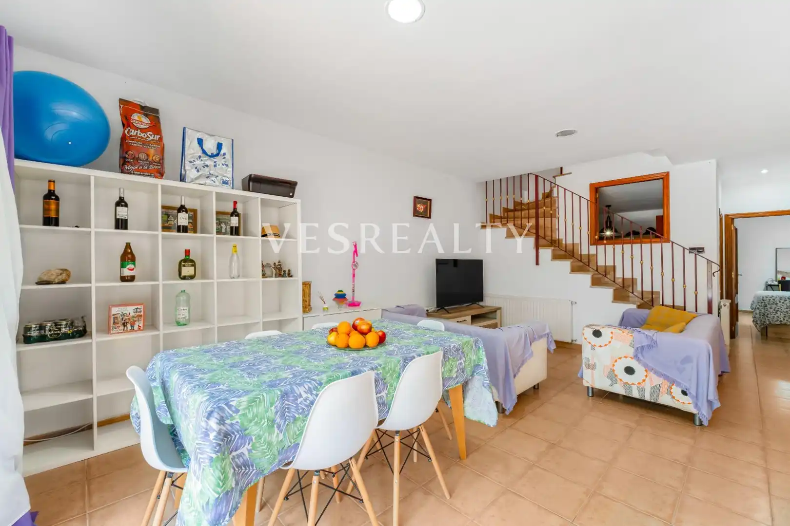 Vista exterior de Casa o xalet en venda en Sant Joan d'Alacant amb Jardí privat, Terrassa i Balcó