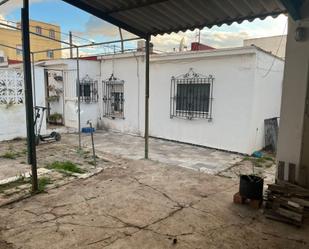 Vista exterior de Casa o xalet en venda en Chiclana de la Frontera