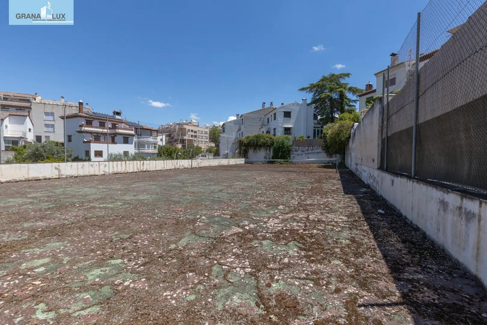 Haus oder Chalet zum Verkauf in La Zubia mit Klimaanlage, Heizung und Gemeinschaftspool