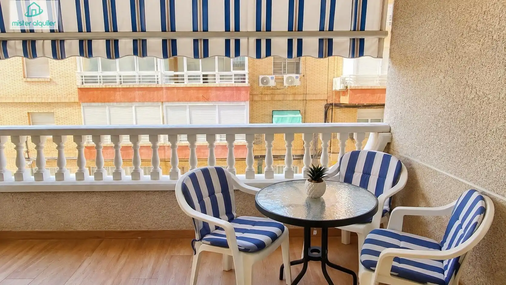 Terrasse von Wohnungen zur Miete in El Campello mit Klimaanlage, Heizung und Terrasse