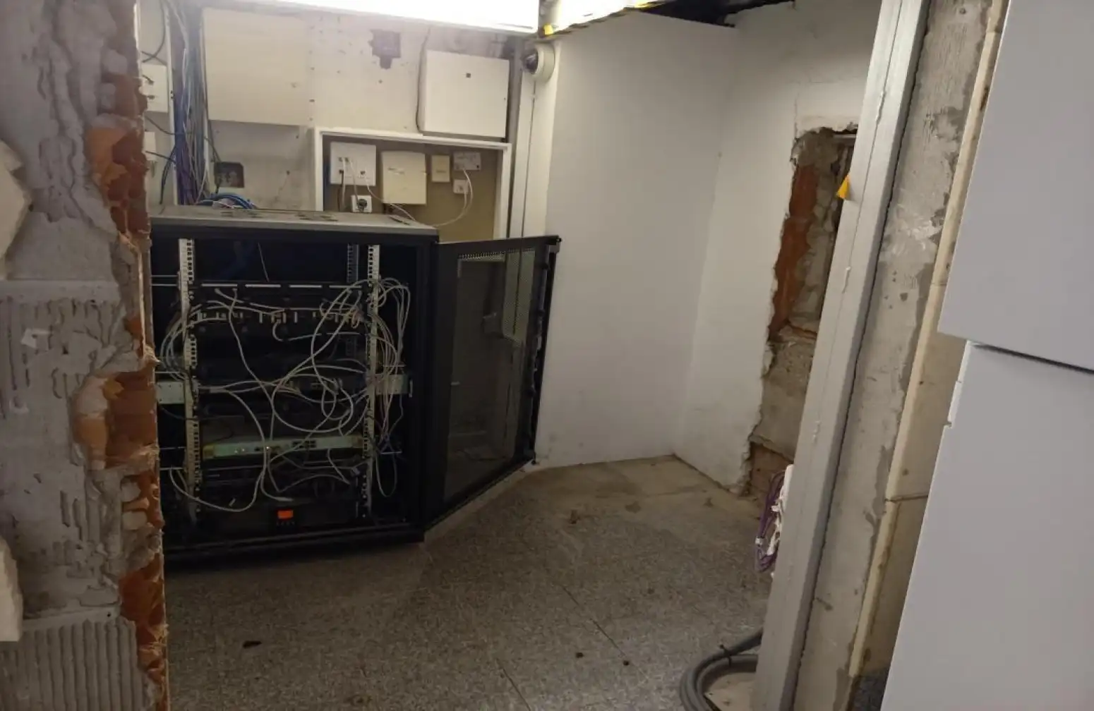 Business premises for sale in Molins de Rei - Calle FERRAN AGULLO, imagen 13