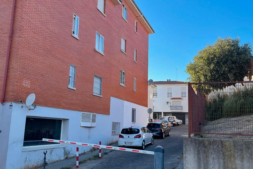 Foto 1 de Casa o xalet en venda a Calle Villavieja, 9, Los Pinos - El Pilar, Cáceres