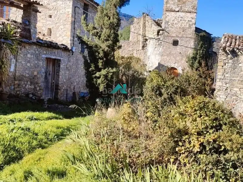 Country homes for sale in Tremp  with Private garden and Balcony