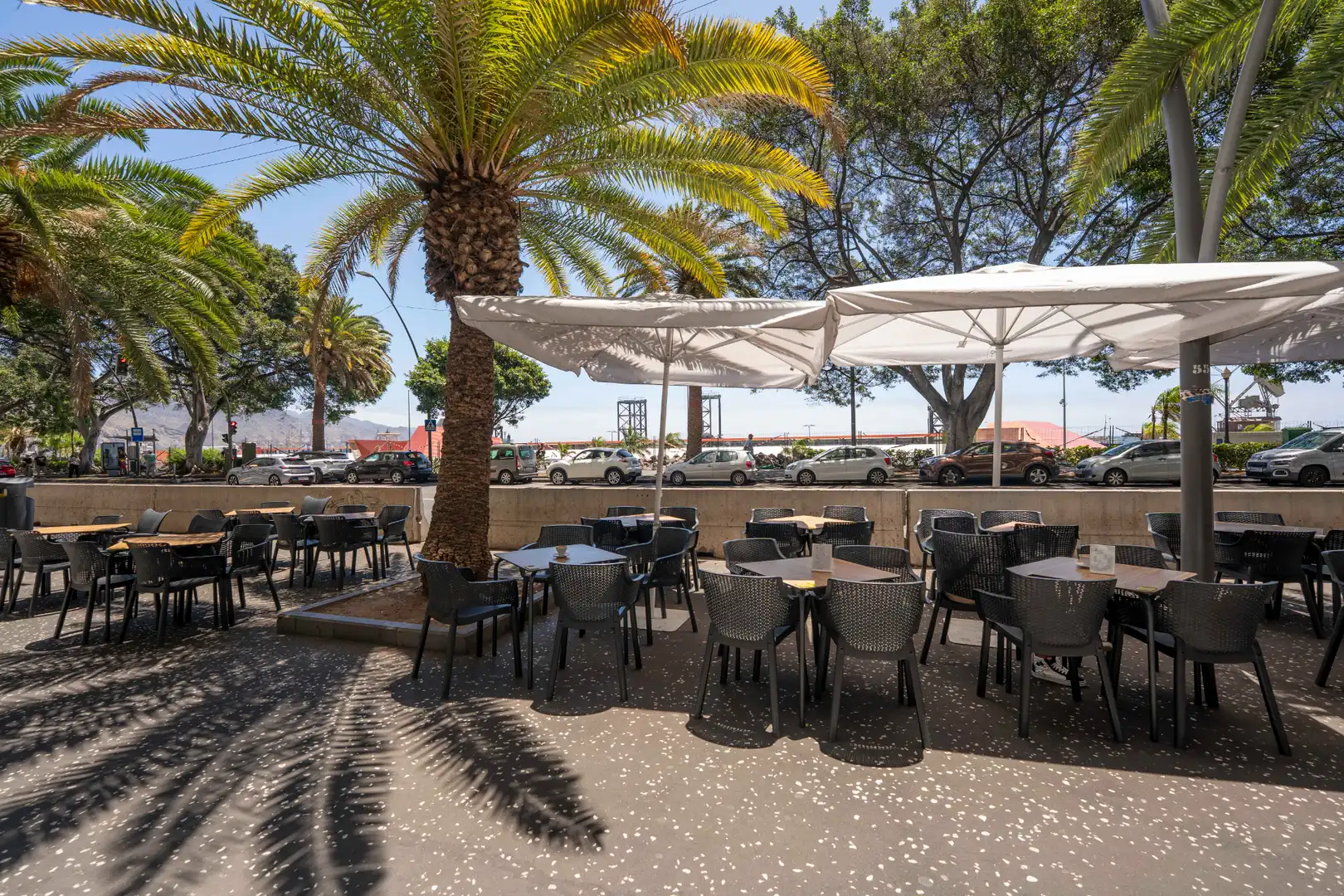 Terraza de Local en traspaso en Santa Cruz de Tenerife con Terraza y Amueblado