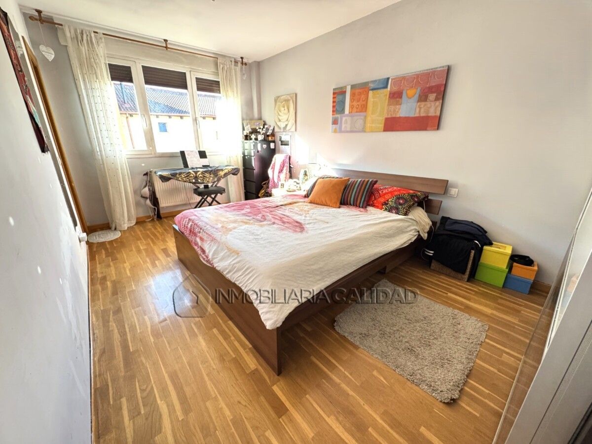 Bedroom of House or chalet for sale in Burgos Capital  with Heating and Storage room