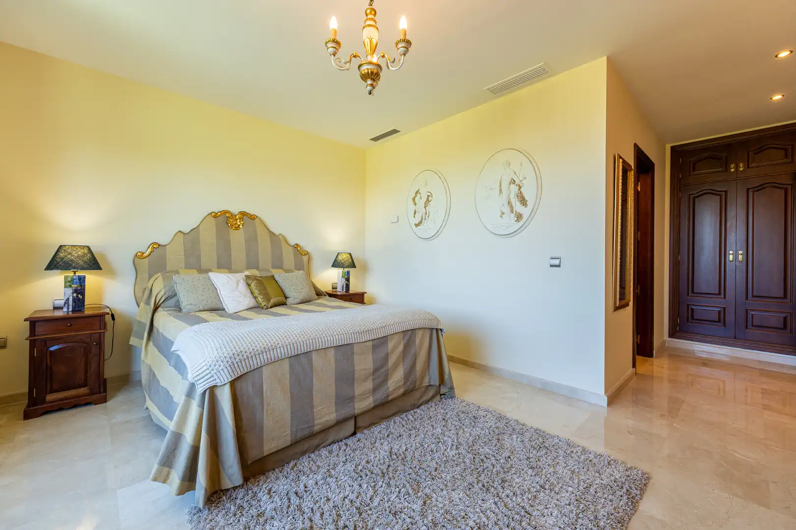 Habitación de Casa o chalet en venta en Mijas con Aire acondicionado, Jardín privado y Terraza