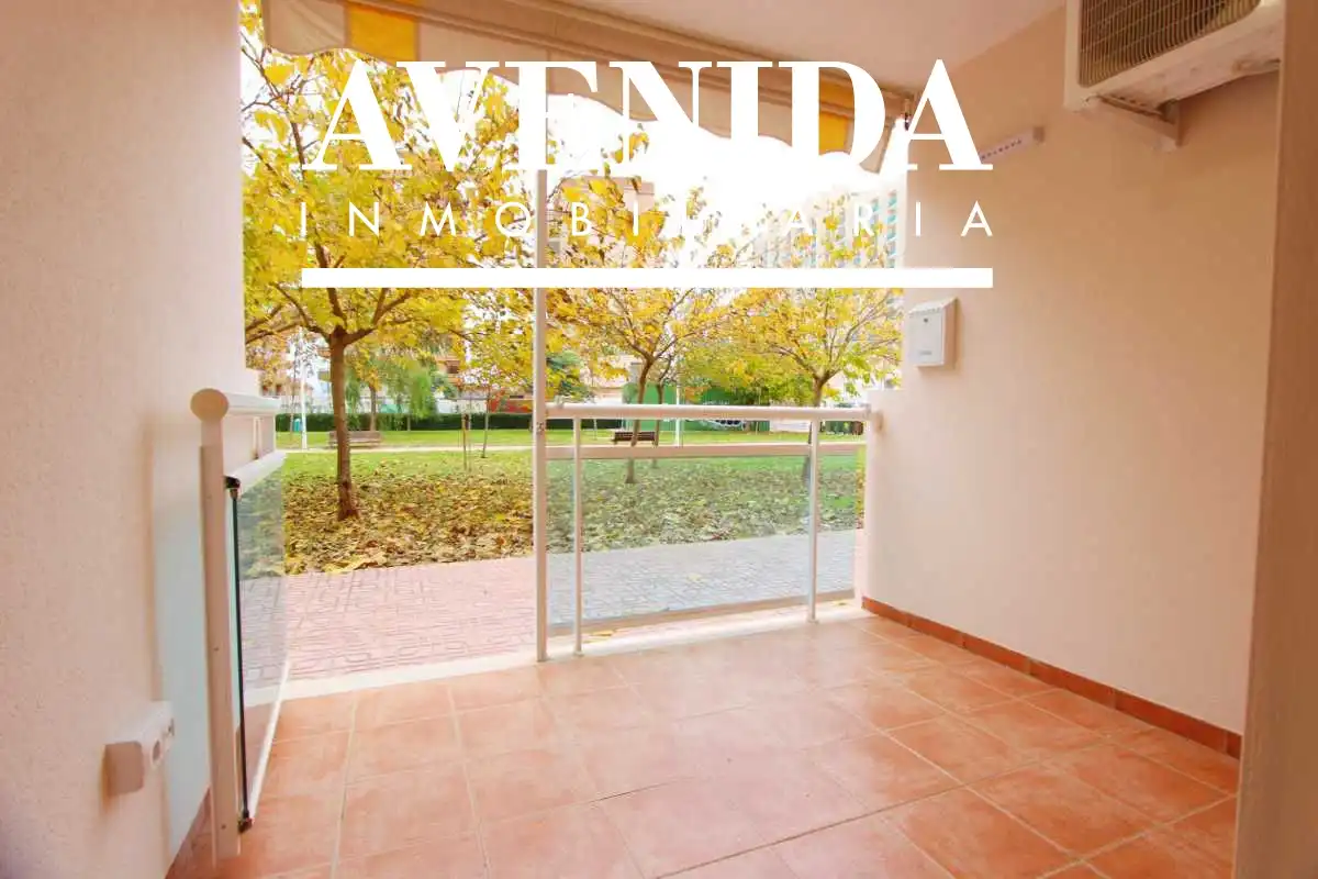 Apartment with pool for sale in Barcelona 34