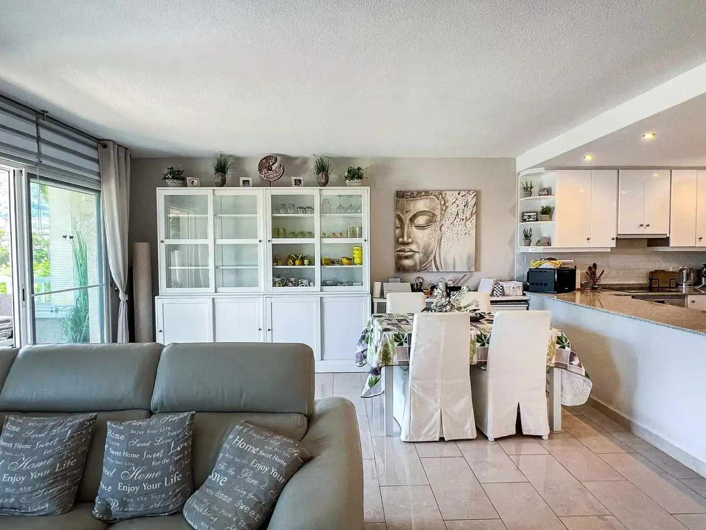 Living room of Apartments for sale in L'Alfàs del Pi  with Air Conditioner, Private garden and Terrace