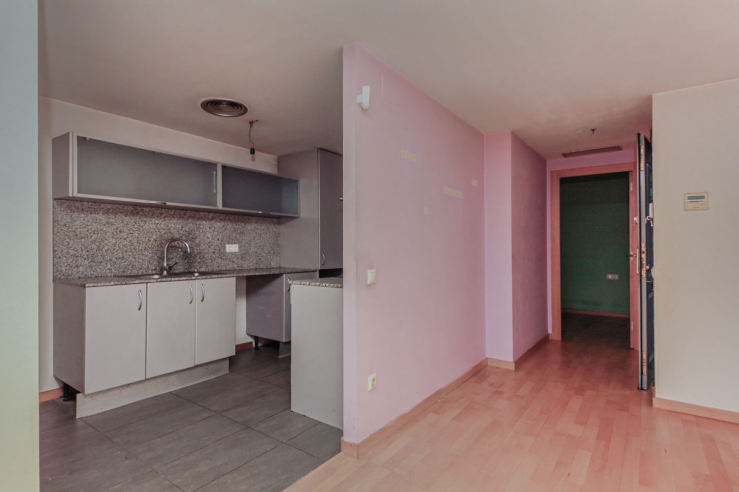 Kitchen of Flat for sale in El Vendrell  with Air Conditioner, Heating and Parquet flooring