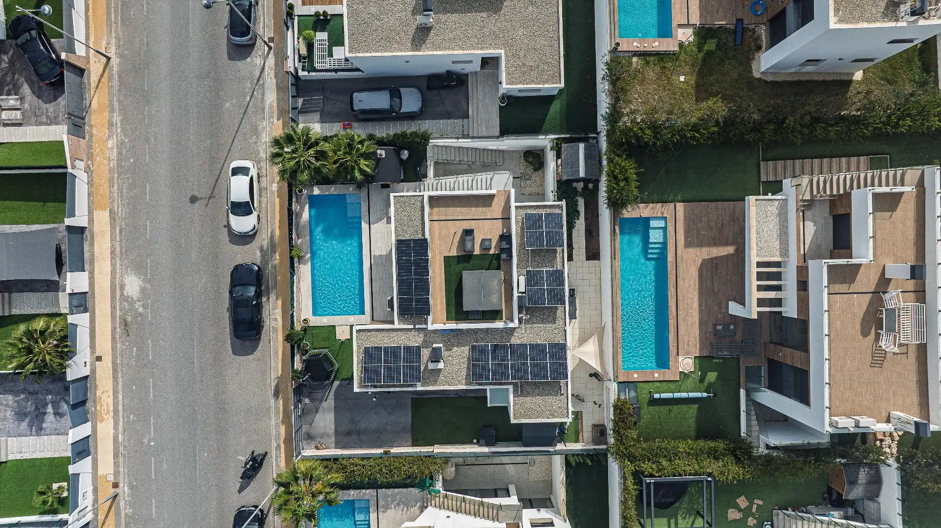 Vista exterior de Casa o xalet de lloguer en Finestrat amb Aire condicionat, Calefacció i Jardí privat
