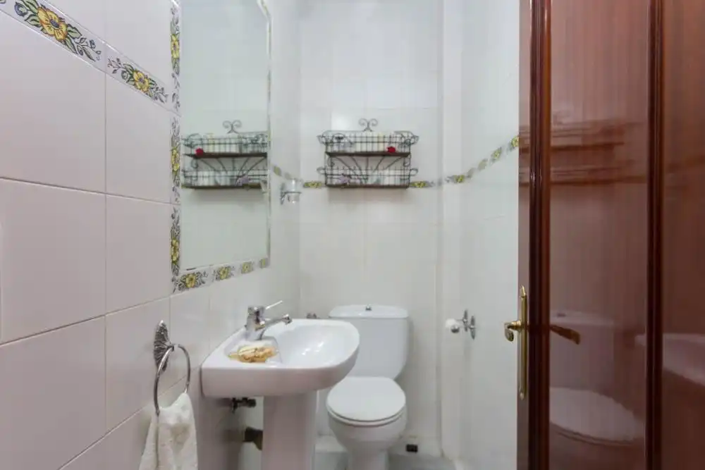 Baño de Casa adosada en venta en El Puerto de Santa María con Jardín privado y Terraza