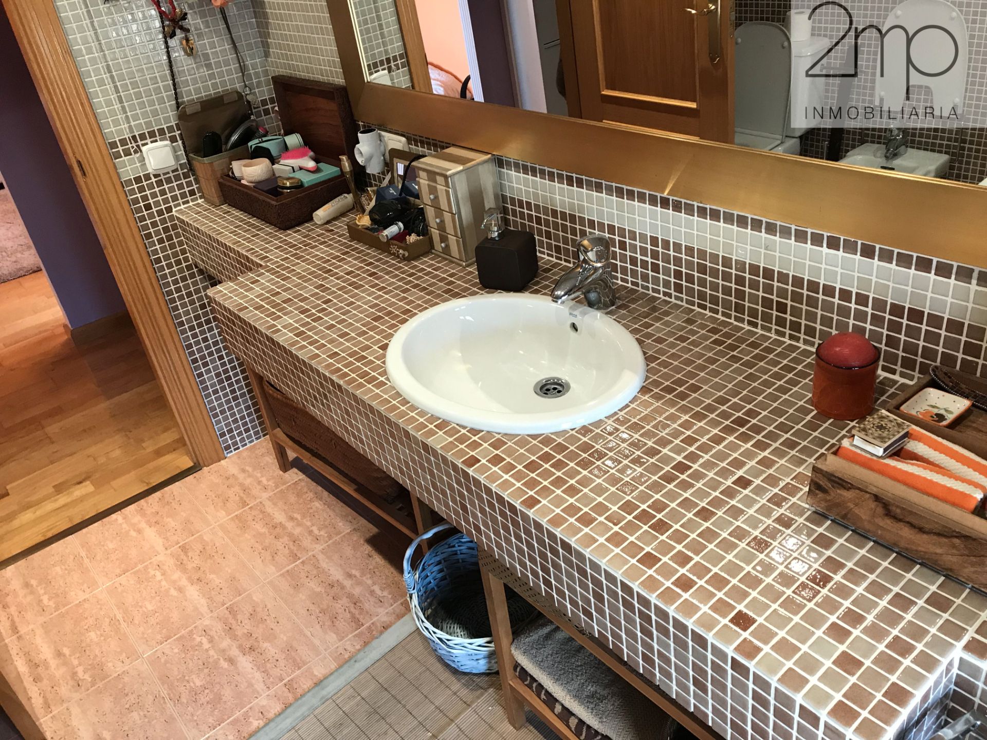 Bany de Àtic de lloguer en Salamanca Capital amb Calefacció, Parquet i Terrassa