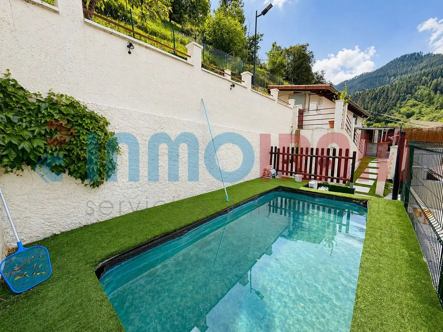 Piscina de Casa o chalet en venta en Ataun con Calefacción, Terraza y Trastero
