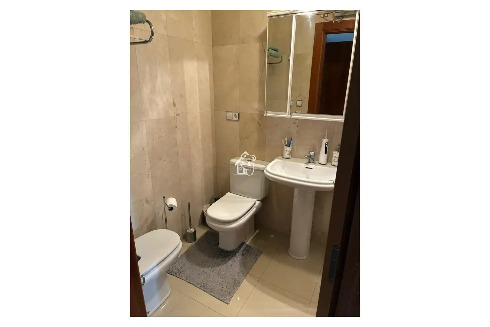 Baño de Apartamento de alquiler en Rojales con Aire acondicionado, Jardín privado y Terraza