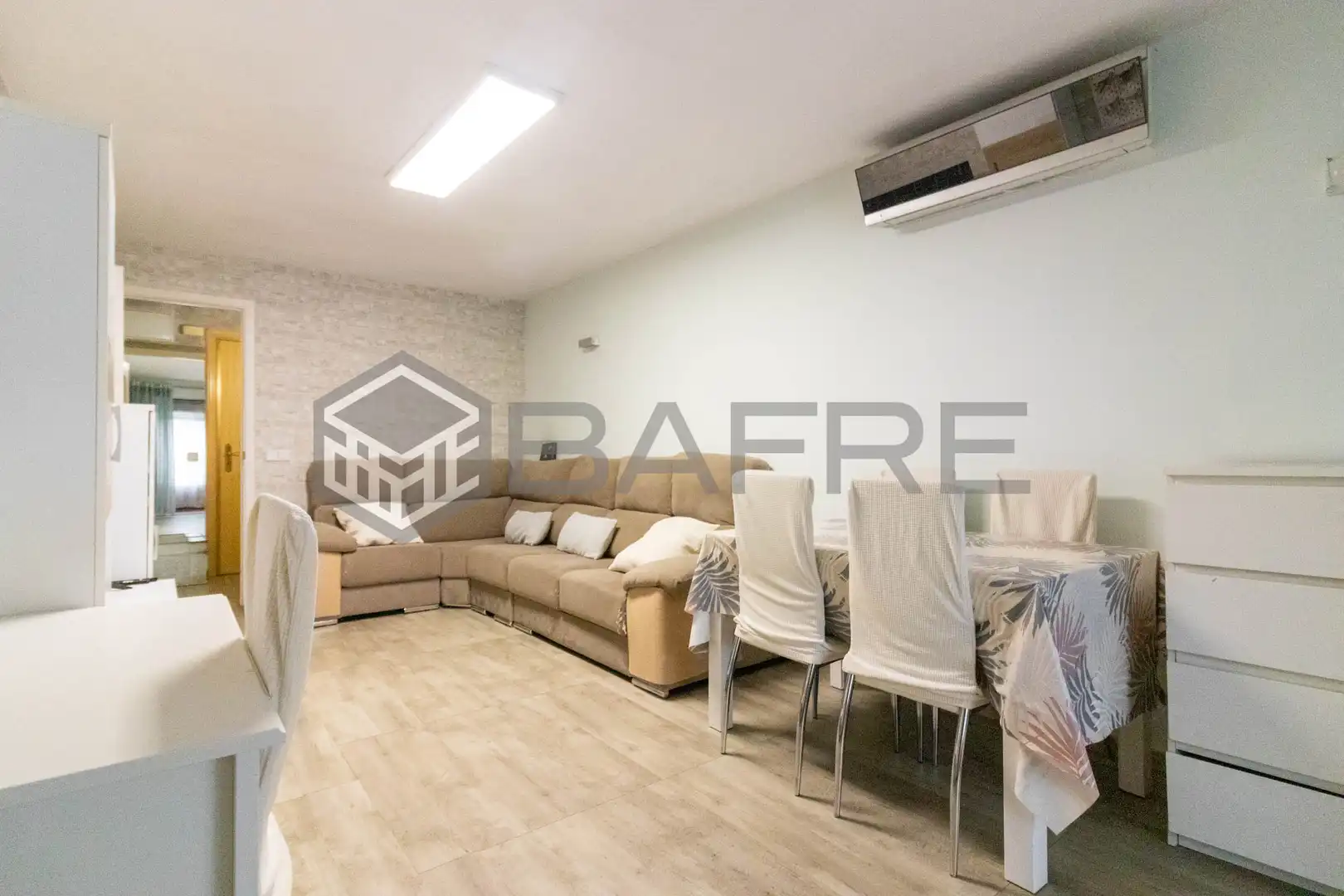 Piso en venta en  Madrid Capital con Aire acondicionado, Calefacción y Terraza