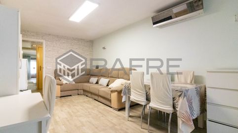 Foto 3 de Piso en venta en Calle Fuengirola, Palomeras Sureste, Madrid Capital