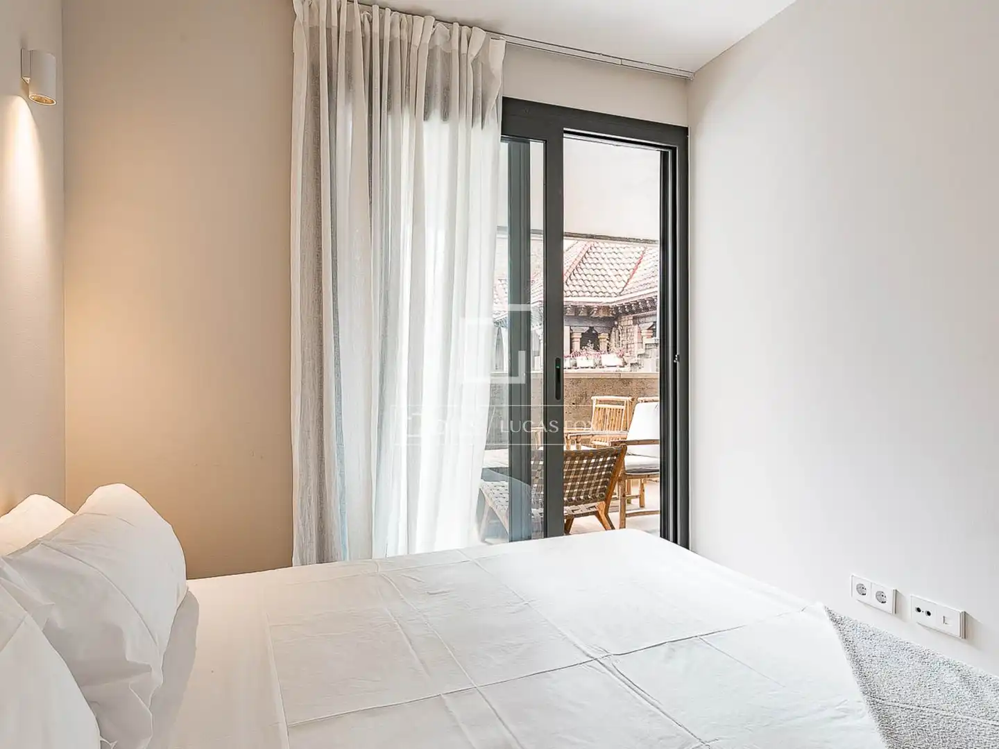 Habitación de Piso en venta en Barcelona con Aire acondicionado, Terraza y Balcón