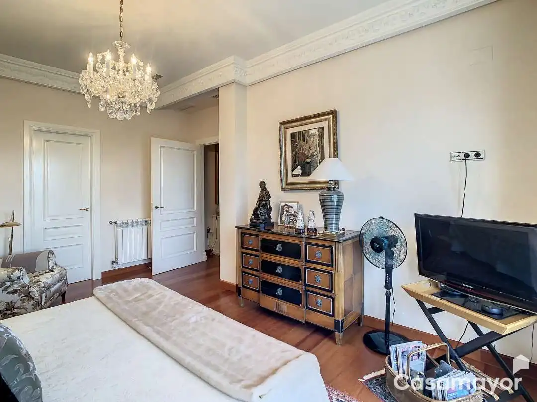 Habitación de Casa o chalet en venta en Mutxamel con Aire acondicionado, Calefacción y Jardín privado