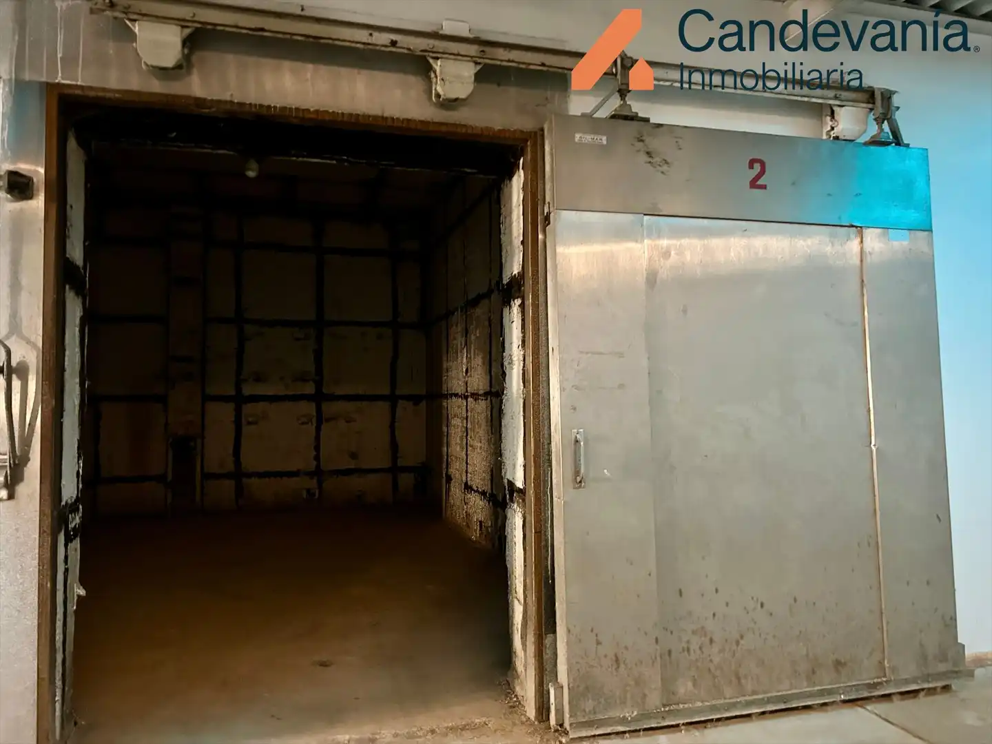 Nave industrial en venta en Zuera