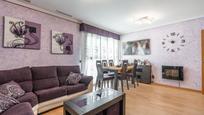 Living room of Flat for sale in  Madrid Capital  with Swimming Pool