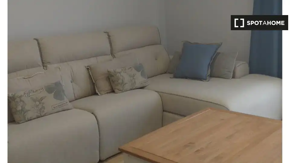 Habitació a Capuchinos - Glorieta - Ciudad Jardín