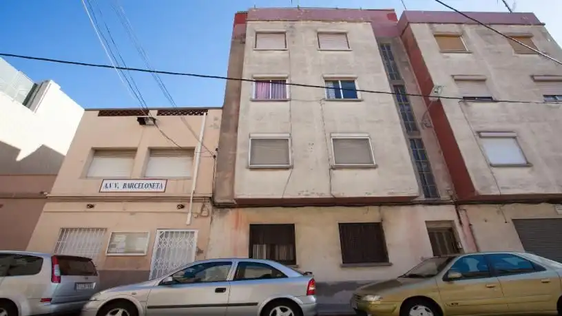 Vista exterior de Pis en venda en El Prat de Llobregat