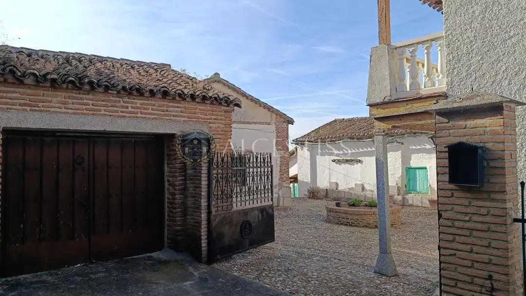 Exterior view of Houses for sale in Méntrida  with Heating, Storage room and Furnished