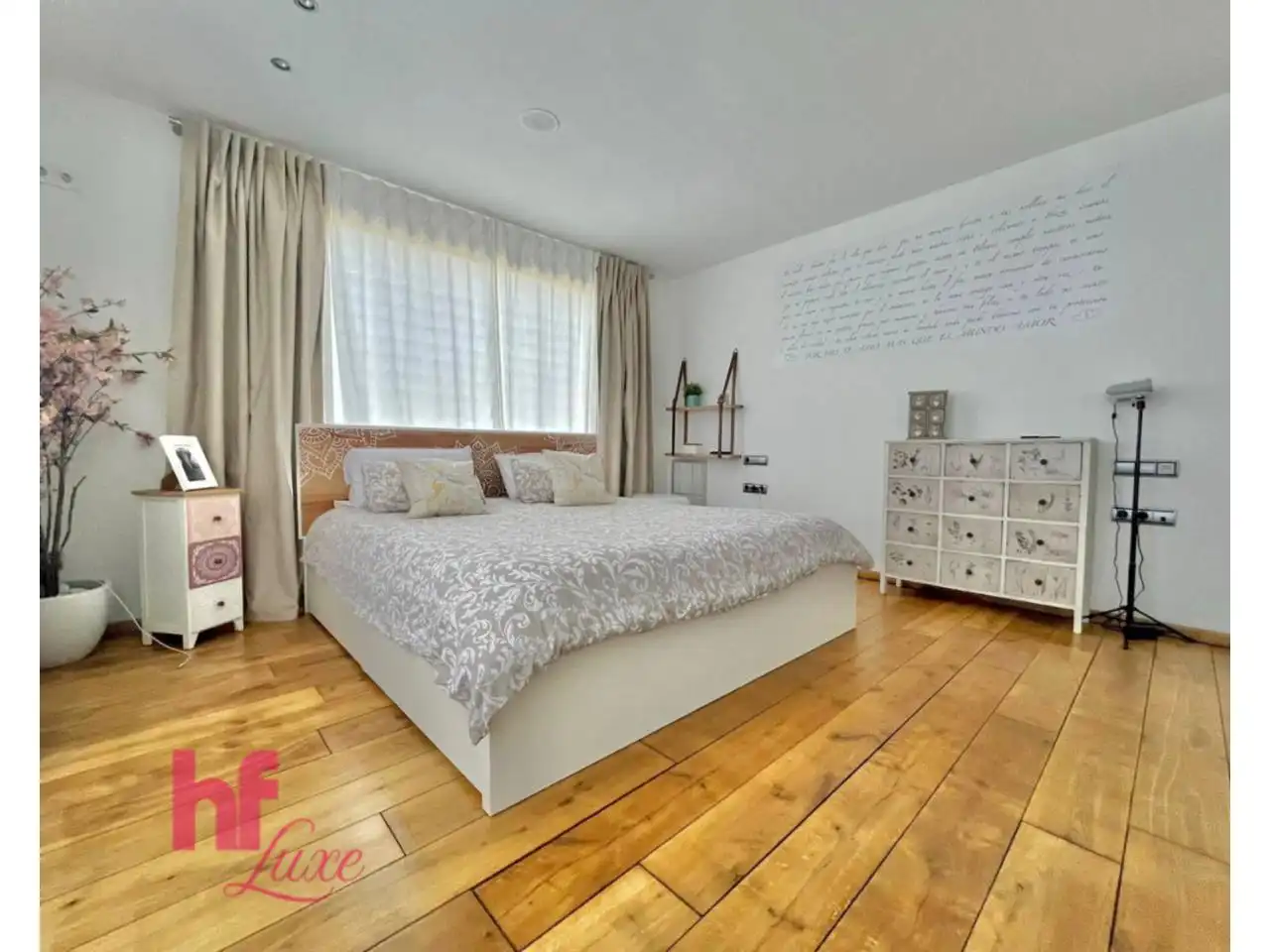 Habitación de Casa o chalet en venta en Blanes con Aire acondicionado, Calefacción y Jardín privado