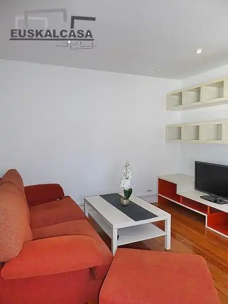 Living room of Flat for sale in Bilbao   with Heating and Balcony