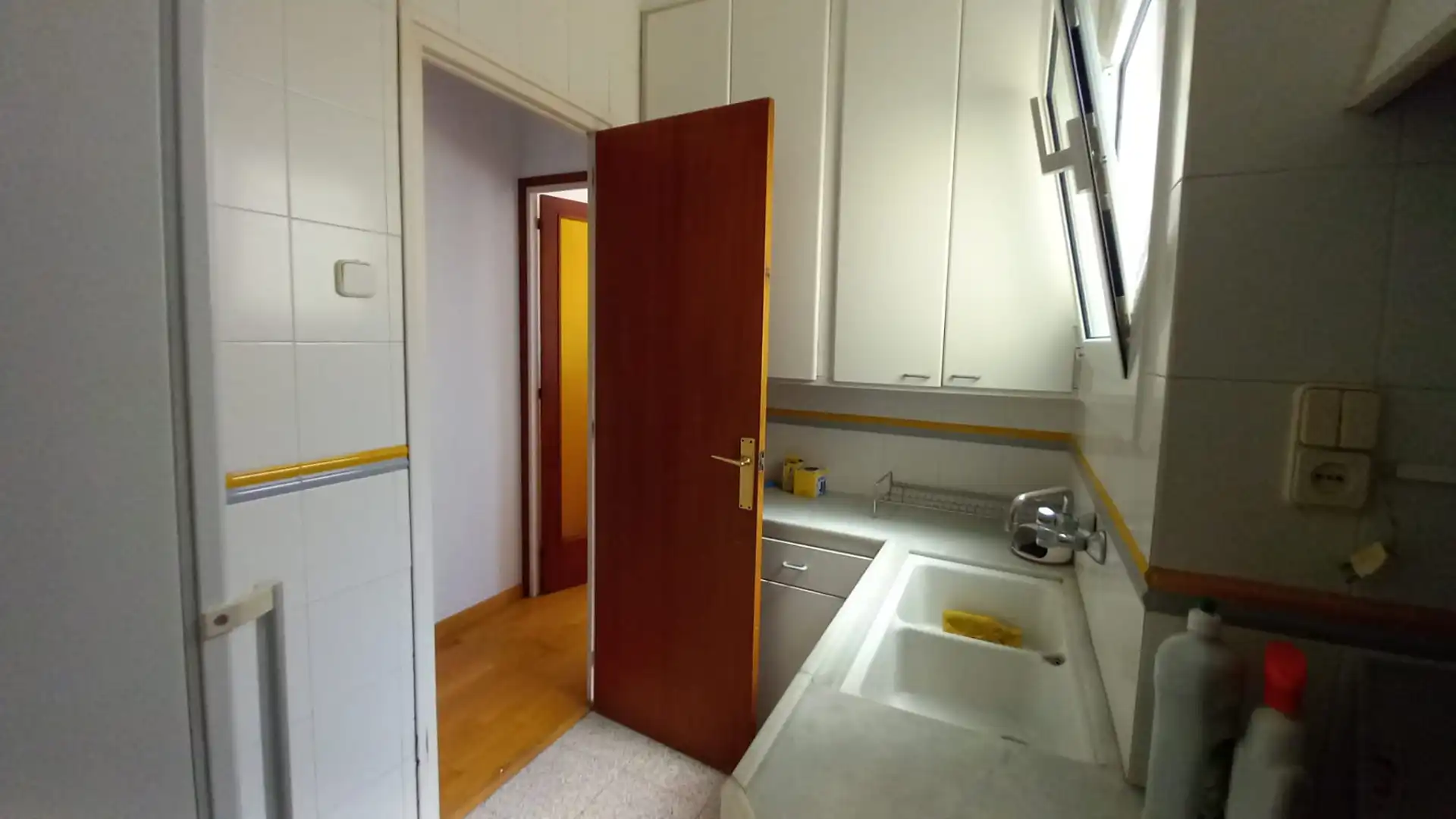 Cocina de Piso de alquiler en Badalona con Terraza, Amueblado y Balcón