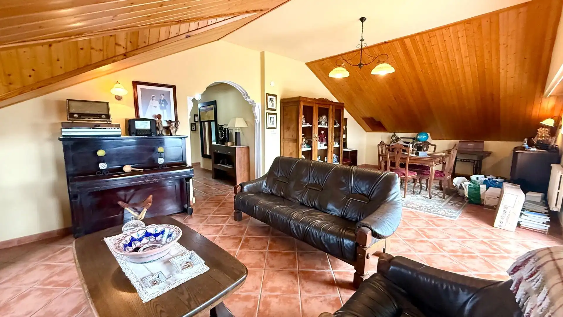 Living room of Country homes for sale in Toén  with Heating, Private garden and Storage room