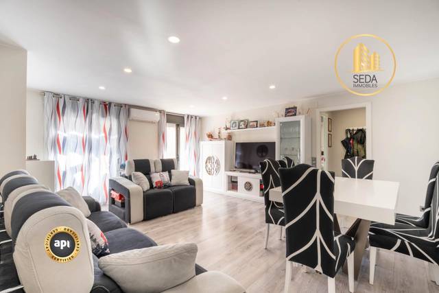 Piso en Venta en Rambla de Sant Nebridi en Cementiri Vell