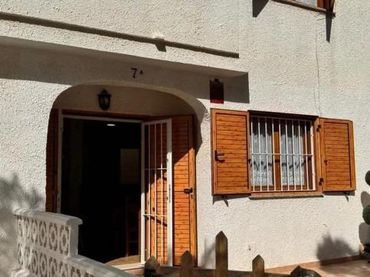 Chalet en venta en Orihuela Costa