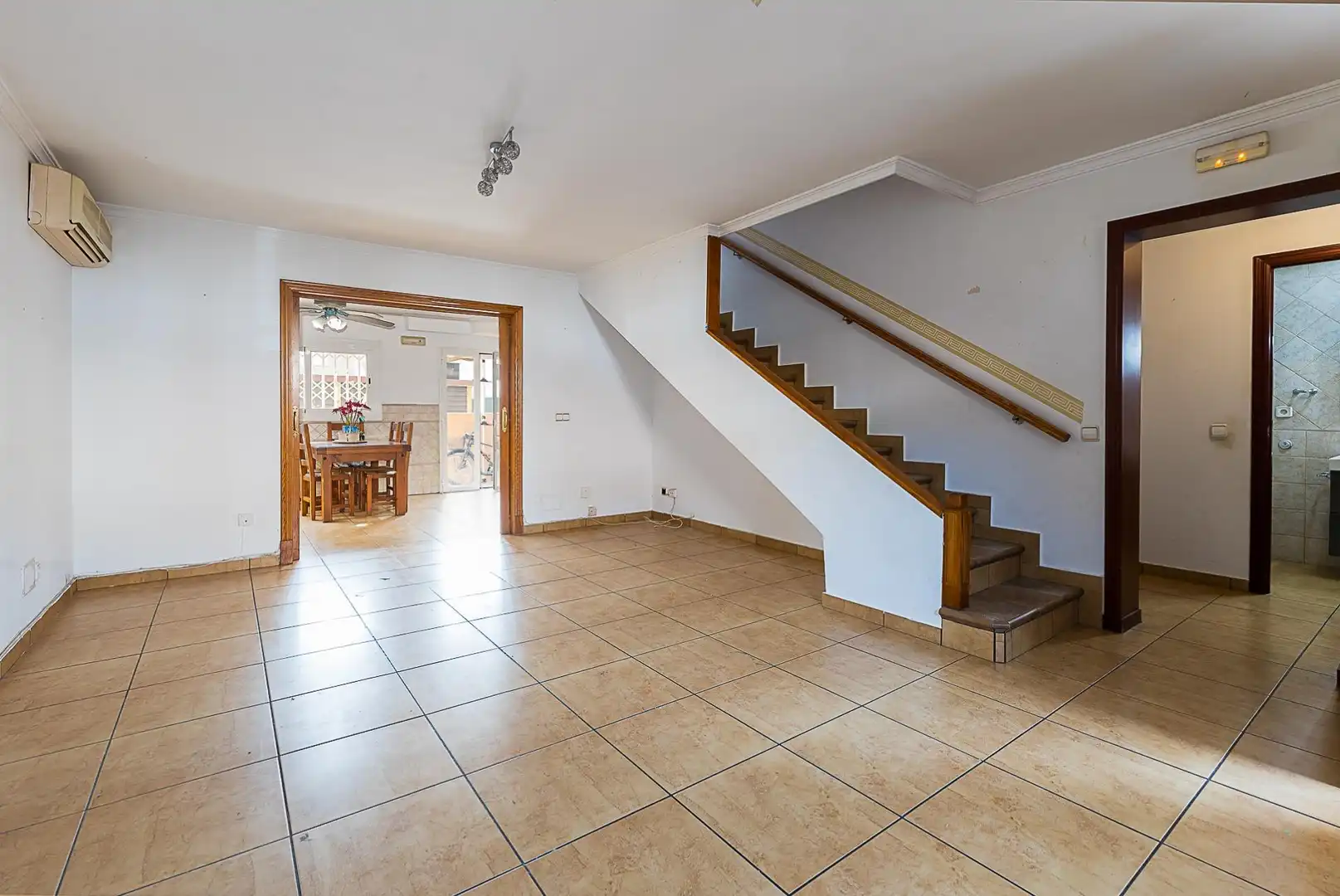 Single-family semi-detached for sale in  Palma de Mallorca  with Air Conditioner, Private garden and Terrace