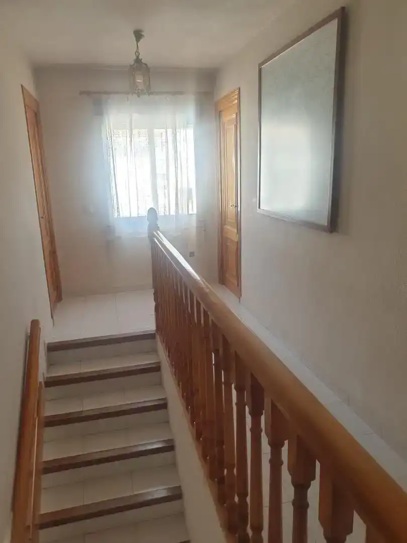 Casa adosada en venta en Alcocer con Trastero, Amueblado y Balcón