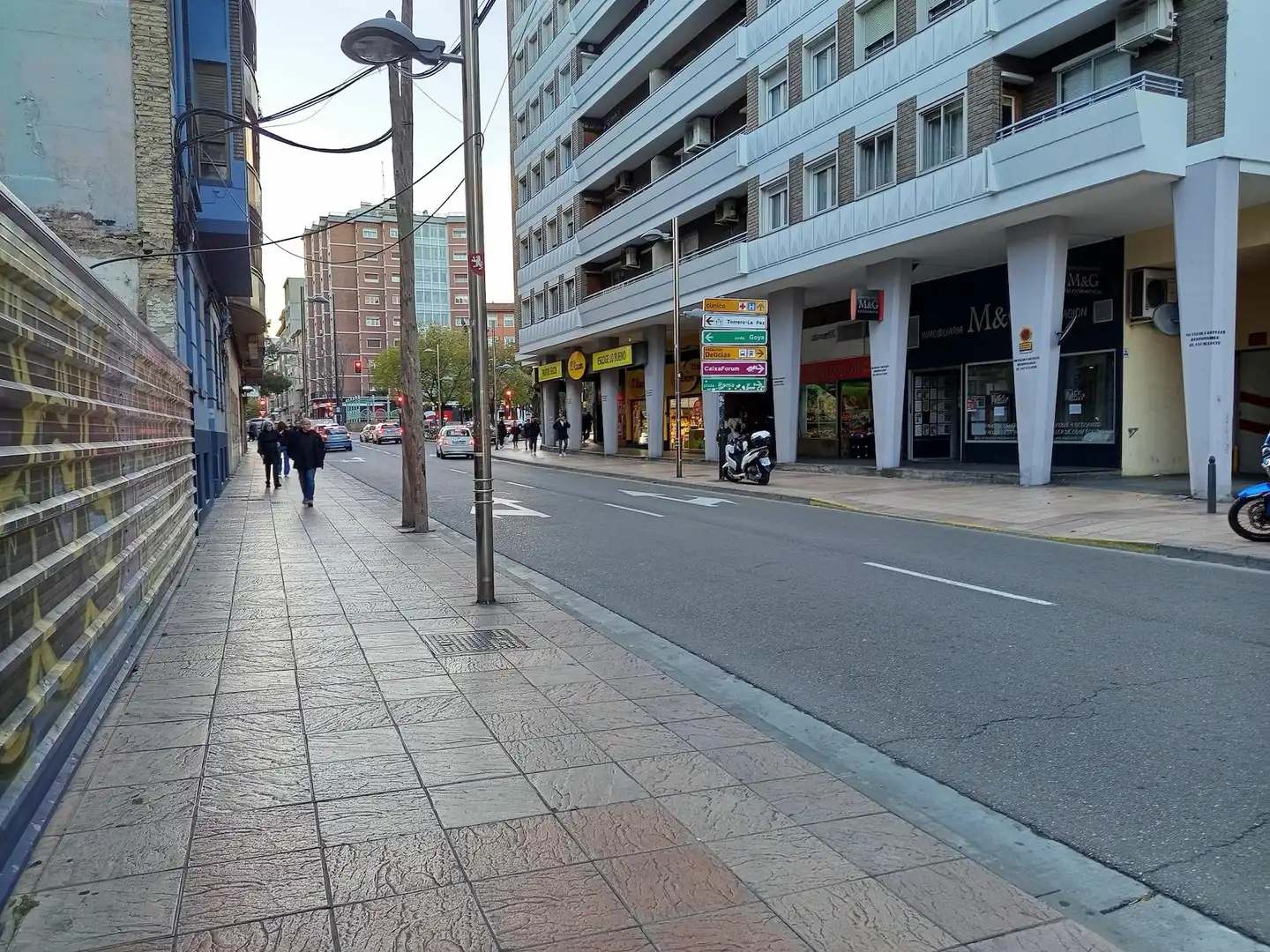 Vista exterior de Garaje en venta en Zaragoza