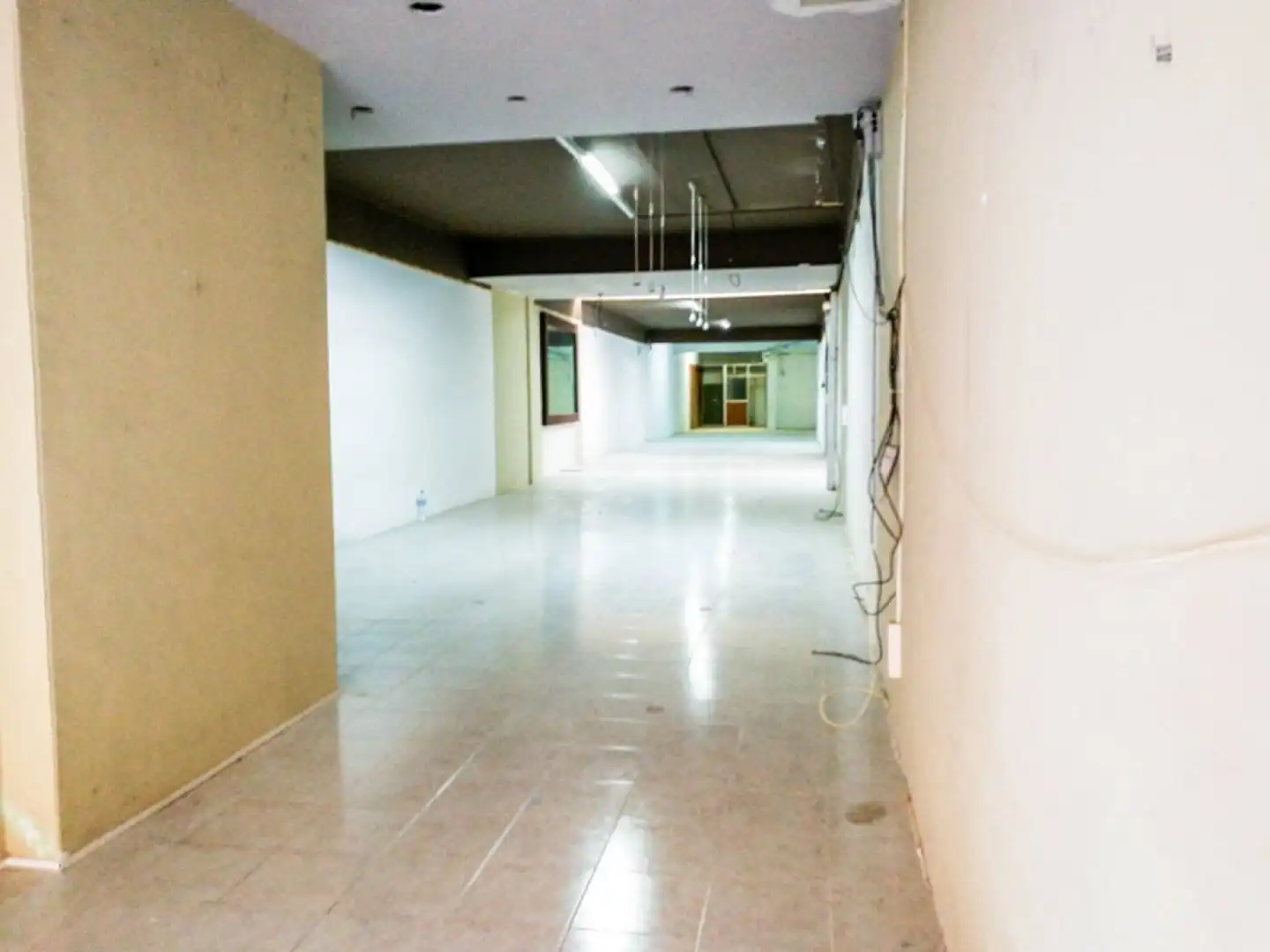 Business premises to rent in Centre, imagen 2