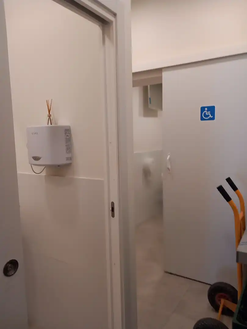 Local comercial en alquiler en Eixample, imagen 15