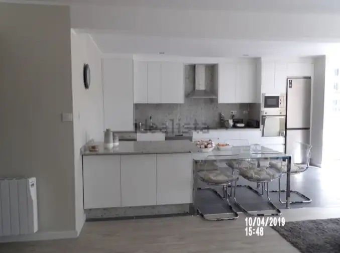 Flat with lift to rent in Rúa de Pizarro 57