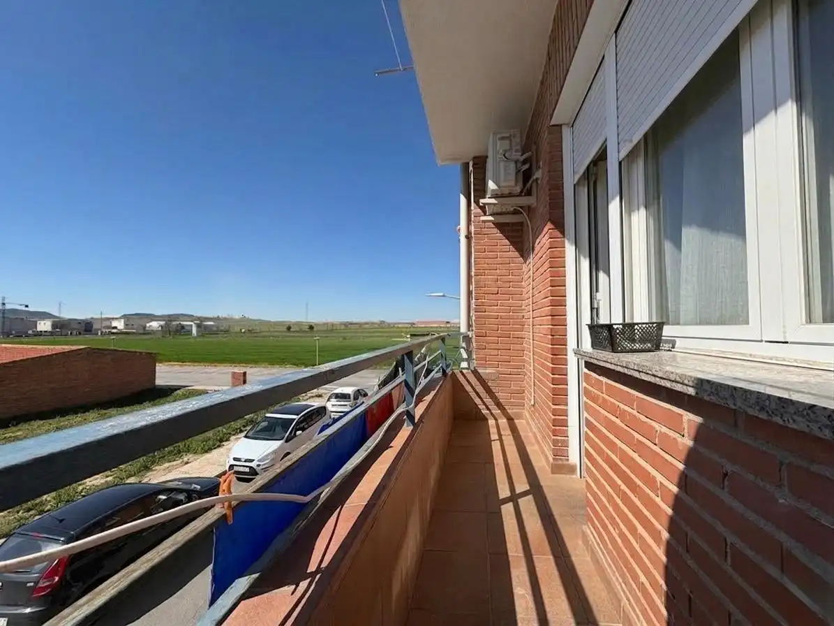 Vista exterior de Piso en venta en Cobeja con Aire acondicionado, Calefacción y Terraza