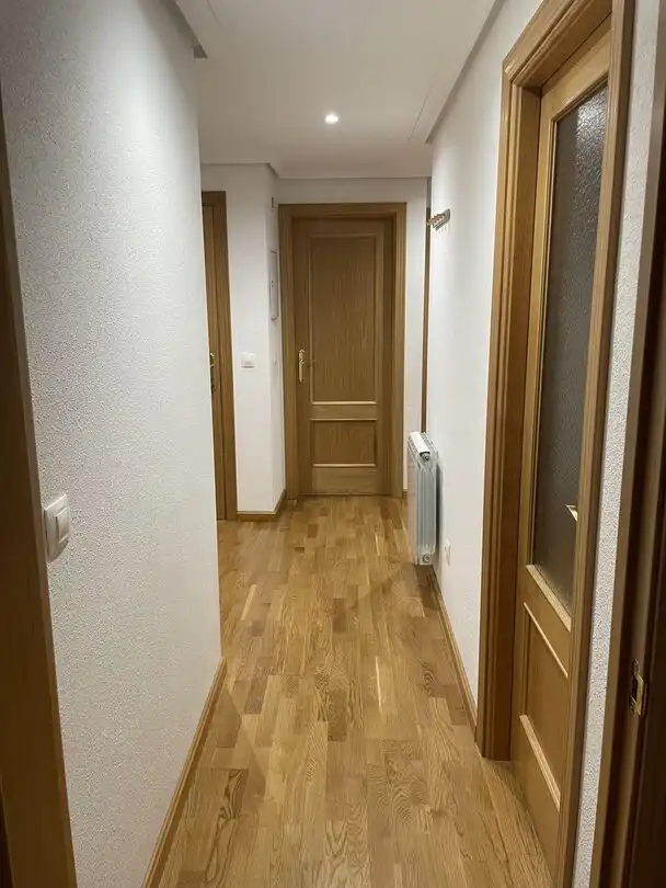 Wohnung zur Miete in Zorraquín mit Heizung, Privatgarten und Terrasse