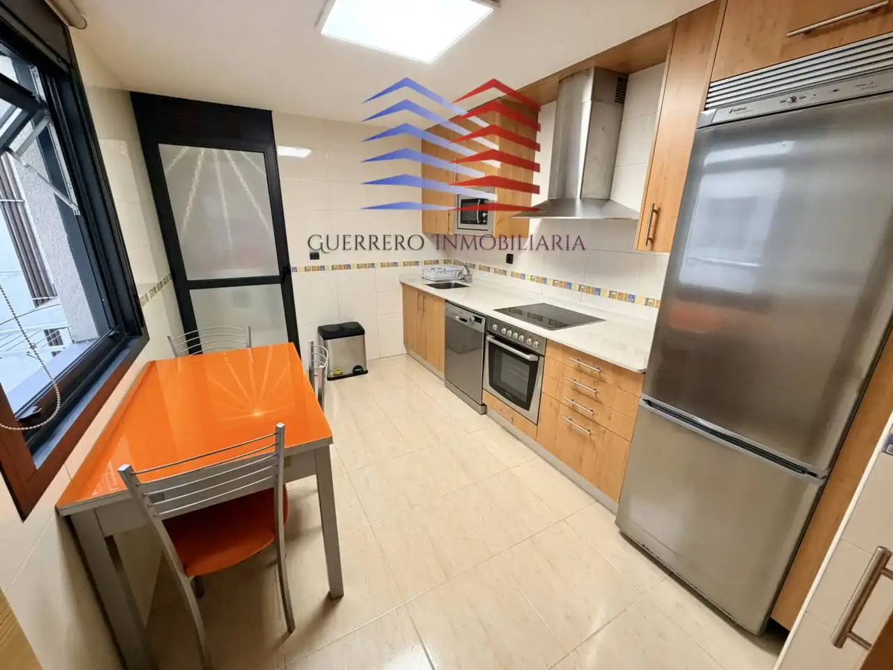 Cuina de Apartament en venda en Ourense Capital  amb Calefacció, Parquet i Traster