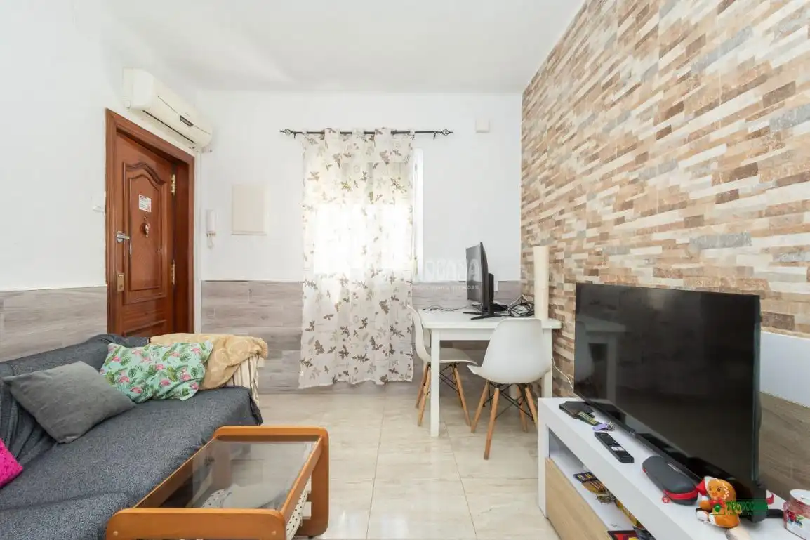 Sala de estar de Piso en venta en Almería